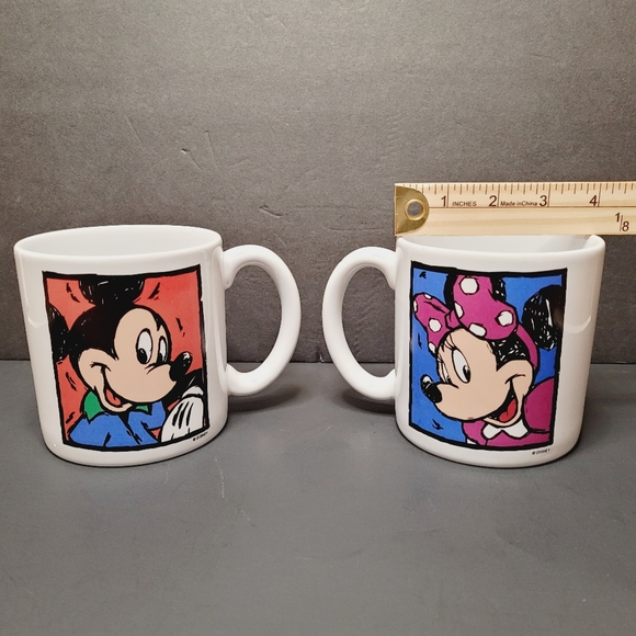 Disney Mickey & Minnie Mouse Large His & Hers Mugs - Picture 8 of 8